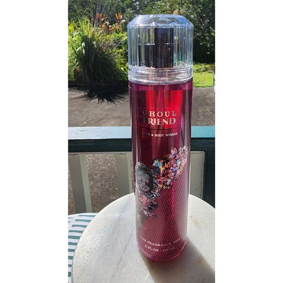 NEW BATH AND BODY WORKS GHOUL FRIEND FINE FRAGRANCE BODY MIST 8 FL OZ SCENT - Picture 1 of 2